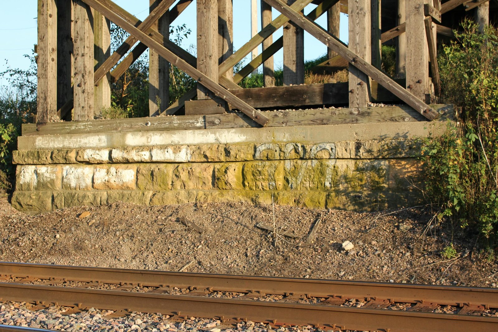 South pier base